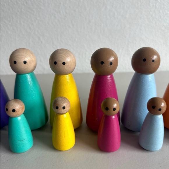 Set of 24 Mamas & 23 Babies - My Big World Playscapes - Picture 4 of 9